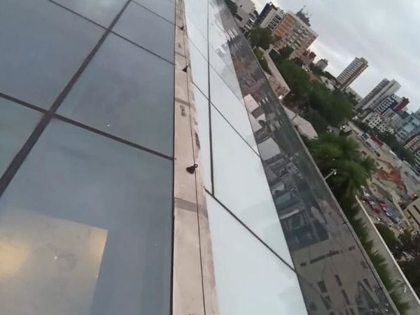 Reduza o calor com isofilme residencial